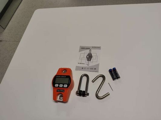 300kg Güçlü Çelik Elektronik vinç Ölçeği Dijital Asılı Ölçeği 3*AA Kuru Pil Pil
